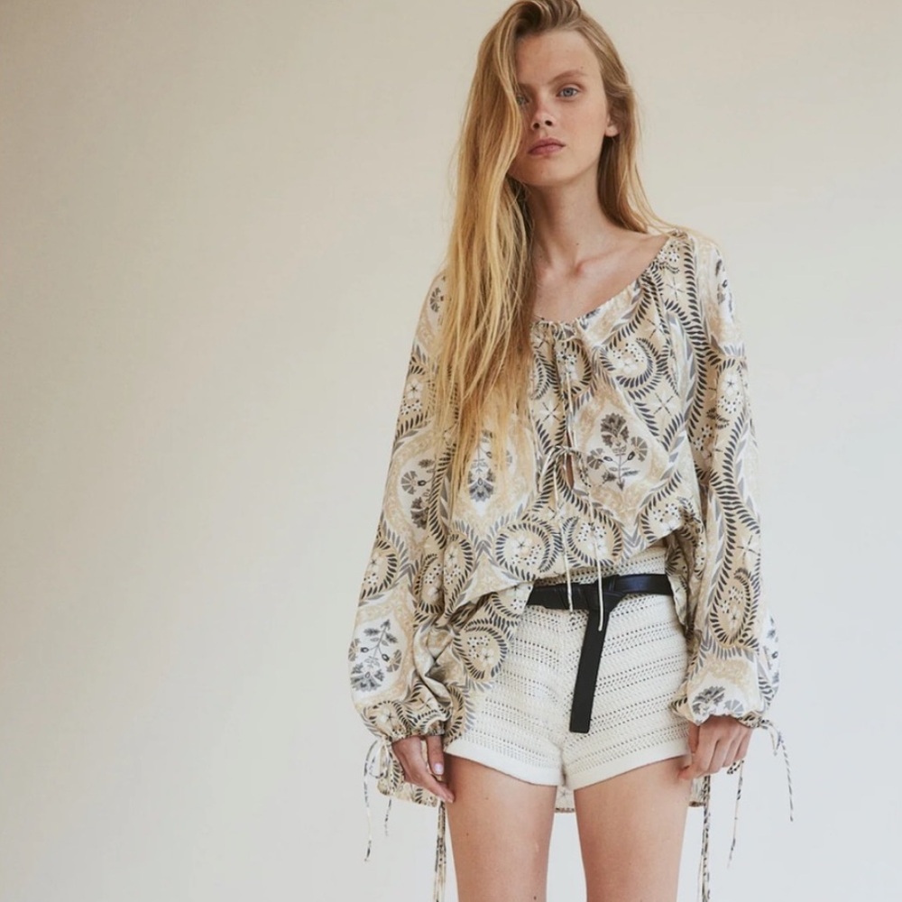 EUC H&M Cream Long Sleeve Multi Tie Blouse